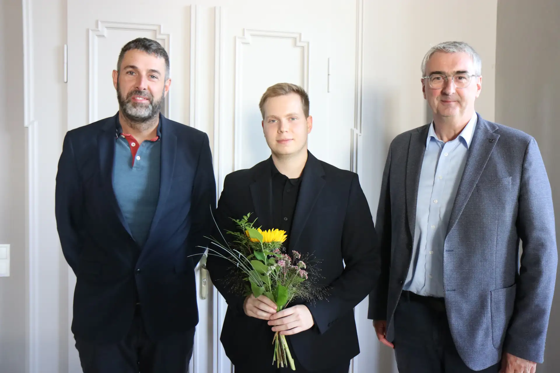 Tim Krija startet als Kreisinspektor auf Probe im Umweltamt