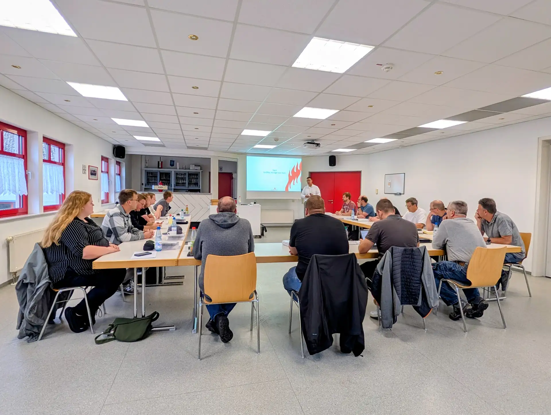 Seminar „Führungsbaustein A“ im Feuerwehrhaus Schlitz