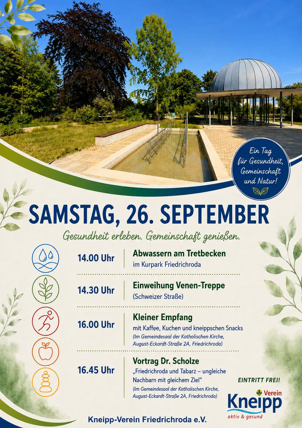 Personen stehen am Rand eines Tretbeckens im Kurpark Friedrichroda beim „Abwassern“.